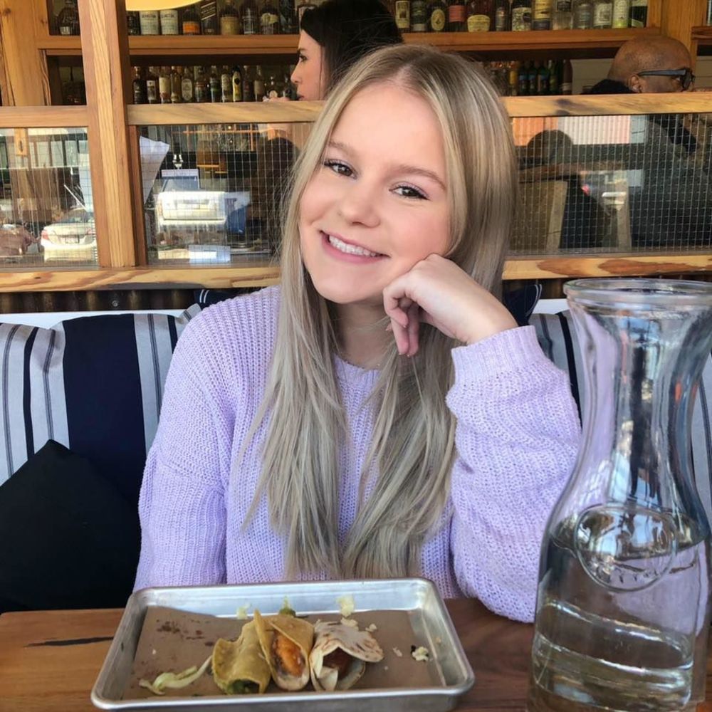 Meet your Posher, Emma